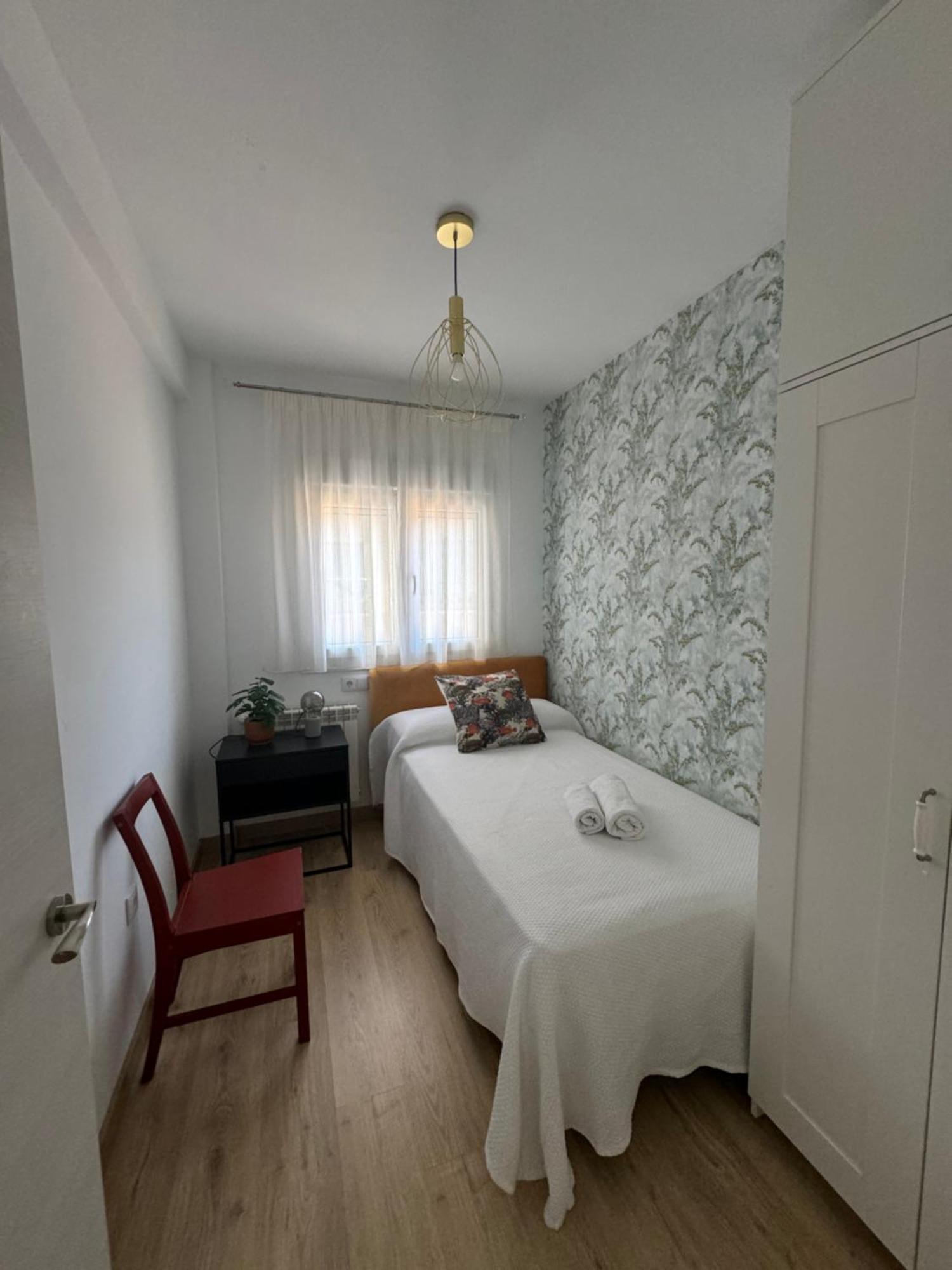 Апартаменты Alcala Luxury Piso Completo De 80M Алькала-де-Энарес Экстерьер фото