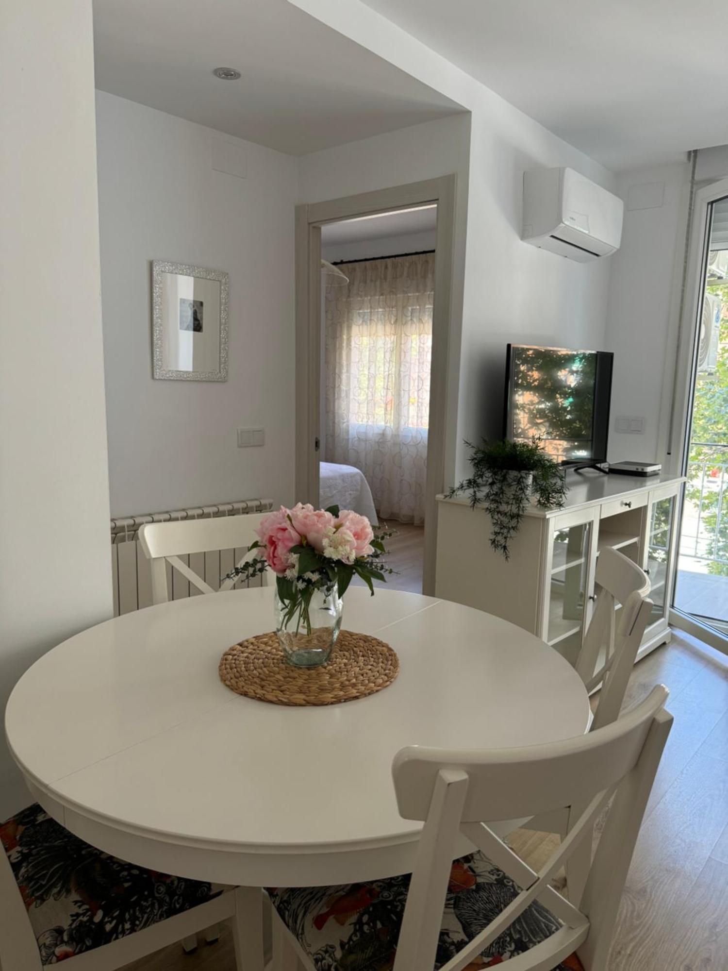 Апартаменты Alcala Luxury Piso Completo De 80M Алькала-де-Энарес Экстерьер фото